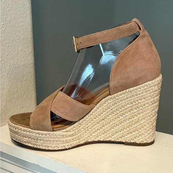 LISA VICKY Nordstrom Gemi Espadrille Wedge Sandal Cognac Suede WMN Size 9.5 NIB - Picture 3 of 9